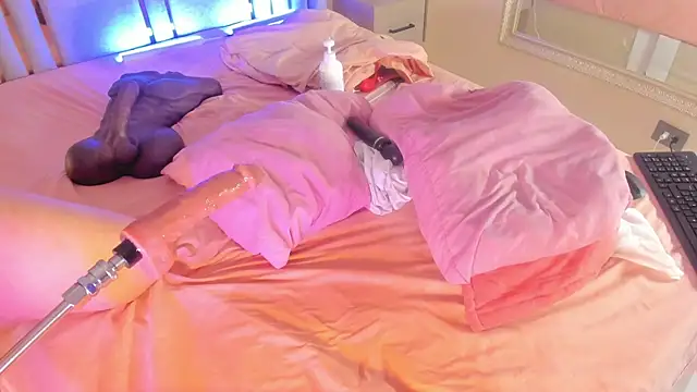 Snapshot of Saekohofman chatting on 3, 3, 2025 Saekohofman online show from 3, 3, 2025