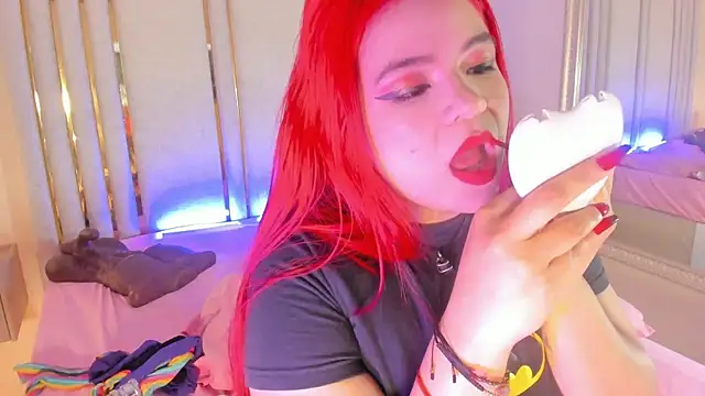 Snapshot of Saekohofman chatting on 10, 3, 2025 Saekohofman online show from 10, 3, 2025