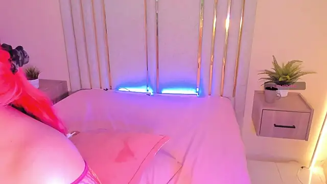 Snapshot of Saekohofman chatting on 10, 10, 2025 Saekohofman online show from 10, 10, 2025