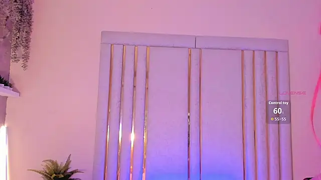 Snapshot of Saekohofman chatting on 15, 10, 2025 Saekohofman online show from 15, 10, 2025