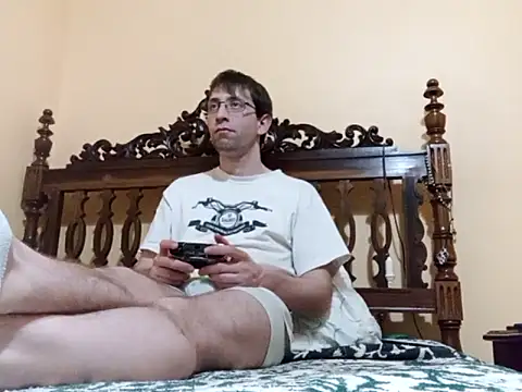 Snapshot of White_rabbit_ chatting on 19, 3, 2025 White rabbit online show from 19, 3, 2025