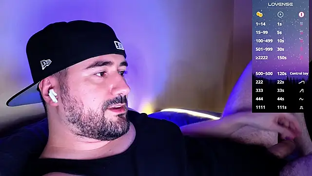 Snapshot of DominantTheo chatting on 13, 2, 2025 DominantTheo online show from 13, 2, 2025