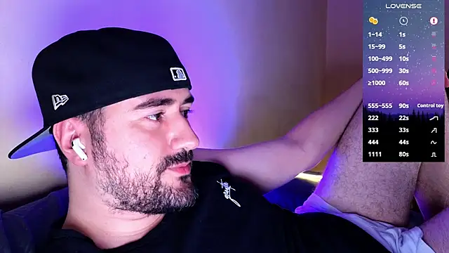 Snapshot of DominantTheo chatting on 27, 2, 2025 DominantTheo online show from 27, 2, 2025