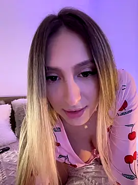 Eva Ryen online show from 7, 10, 2025