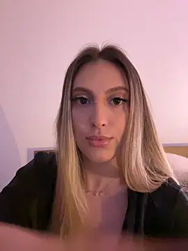 Eva Ryen online show from 13, 10, 2025