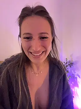 Eva Ryen online show from 5, 12, 2025