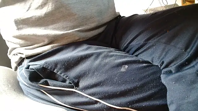 Snapshot of blow2gold chatting on 15, 10, 2025 blow2gold online show from 15, 10, 2025