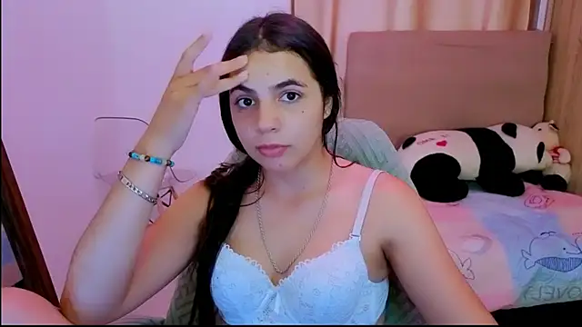  elenna online show from 13, 4, 2026