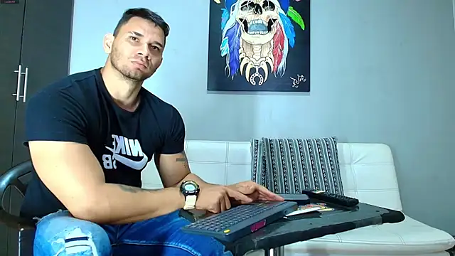 GendersonFit online show from 6, 3, 2025