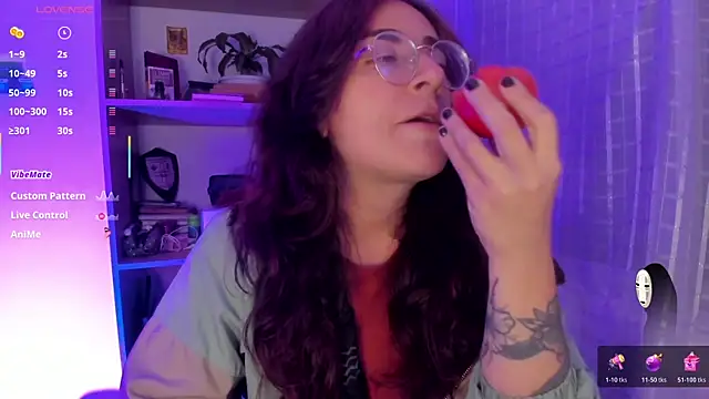 Snapshot of linda_giggle chatting on 18, 7, 2026 linda giggle online show from 18, 7, 2026