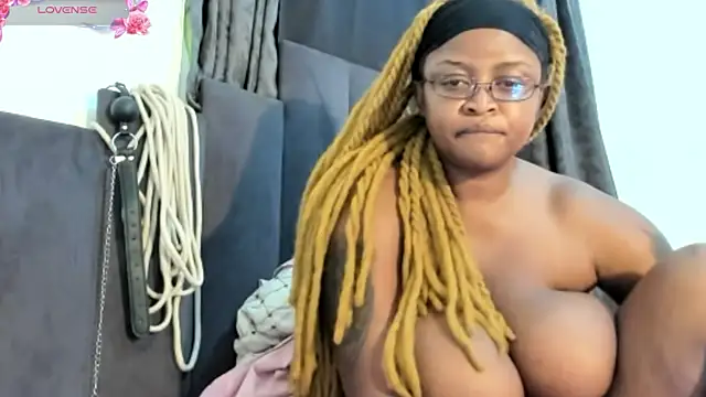 CuteBustyBabes online show from 28, 12, 2024