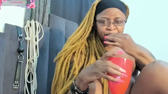 CuteBustyBabes online show from 30, 12, 2024