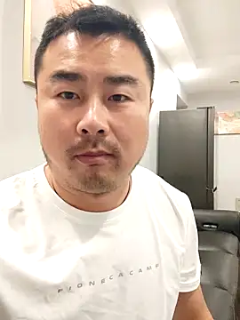 Snapshot of guozuo chatting on 28, 4, 2026 guozuo online show from 28, 4, 2026