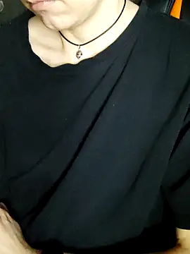 Snapshot of Aashikalaa chatting on 4, 3, 2026 Aashikalaa online show from 4, 3, 2026