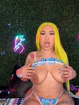 ThickAssRena online show from 15, 3, 2026