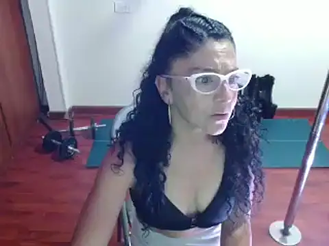 Snapshot of Anitta_muscle chatting on 18, 3, 2025 Anitta muscle online show from 18, 3, 2025
