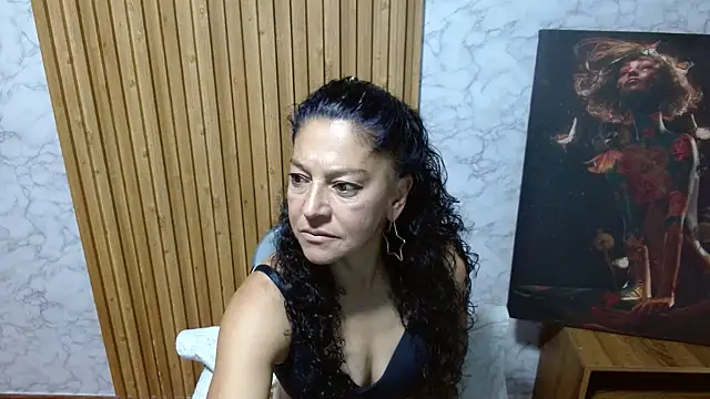 Snapshot of Anitta_muscle chatting on 11, 7, 2026 Anitta muscle online show from 11, 7, 2026