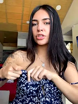 DaphneUwu online show from 3, 12, 2024