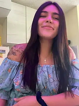 DaphneUwu online show from 8, 2, 2025