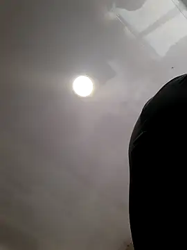 Snapshot of cosmicwind chatting on 4, 3, 2026 cosmicwind online show from 4, 3, 2026