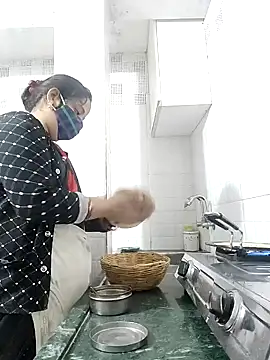 Snapshot of Riyasingh9 chatting on 13, 1, 2025 Riyasingh9 online show from 13, 1, 2025