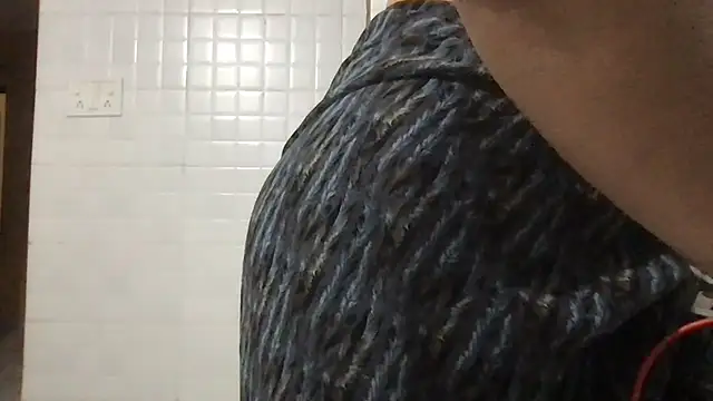 Snapshot of Riyasingh9 chatting on 27, 2, 2025 Riyasingh9 online show from 27, 2, 2025