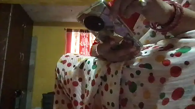 Snapshot of Riyasingh9 chatting on 3, 11, 2025 Riyasingh9 online show from 3, 11, 2025