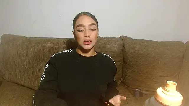 Snapshot of GiltRosebush chatting on 24, 2, 2026 GiltRosebush online show from 24, 2, 2026