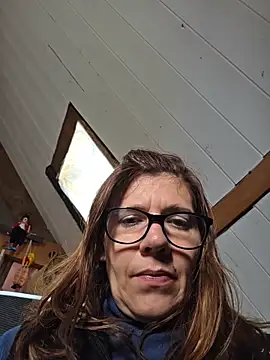 Lina lou4 online show from 11, 3, 2026