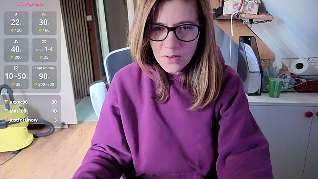 Snapshot of Lina_lou4 chatting on 16, 5, 2026 Lina lou4 online show from 16, 5, 2026