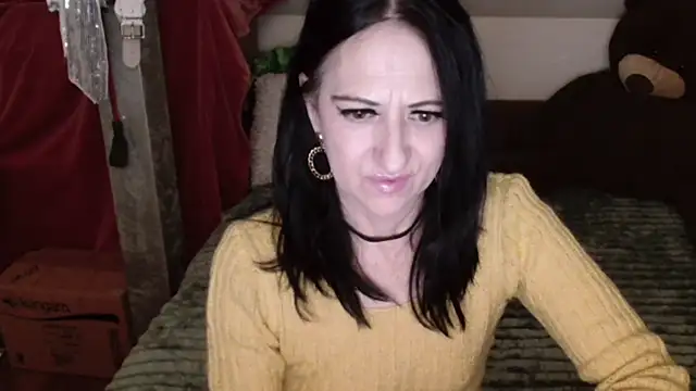 DebraMilf online show from 27, 2, 2025