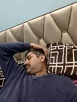 Snapshot of Amandev7 chatting on 7, 2, 2026 Amandev7 online show from 7, 2, 2026