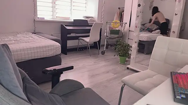 Snapshot of CandyChell chatting on 25, 9, 2025 CandyChell online show from 25, 9, 2025