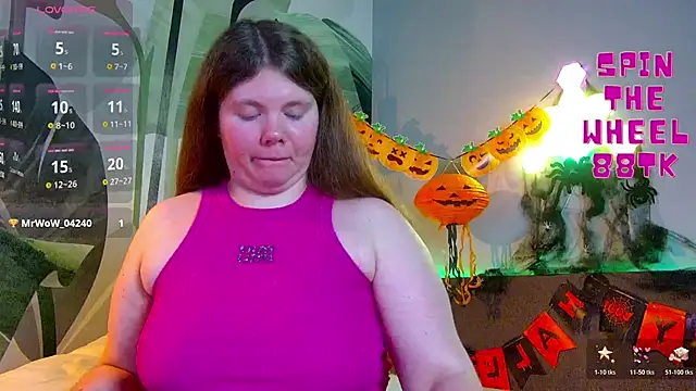 Snapshot of RubyValen chatting on 31, 10, 2025 RubyValen online show from 31, 10, 2025