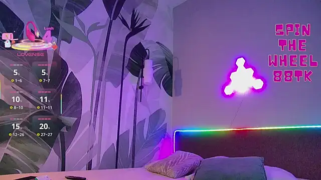 Snapshot of RubyValen chatting on 10, 11, 2025 RubyValen online show from 10, 11, 2025