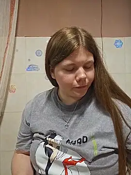 Snapshot of RubyValen chatting on 14, 11, 2025 RubyValen online show from 14, 11, 2025