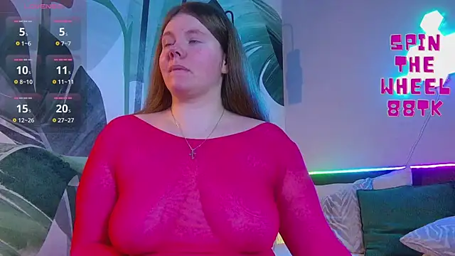 Snapshot of RubyValen chatting on 19, 11, 2025 RubyValen online show from 19, 11, 2025