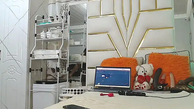 SexyyNana online show from 27, 3, 2026