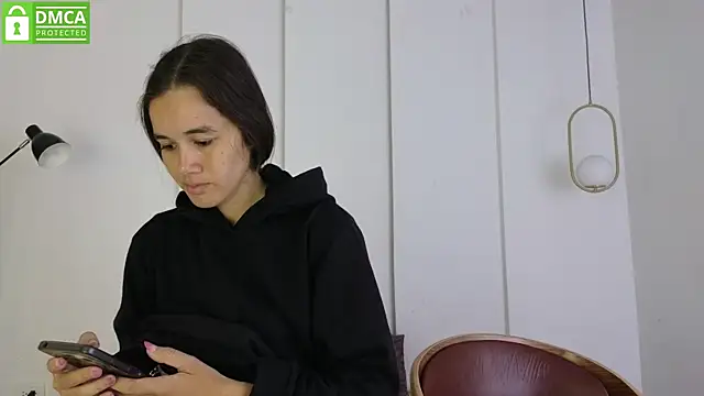 Snapshot of sexychanell_18 chatting on 9, 5, 2026 sexychanell 18 online show from 9, 5, 2026