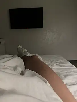 Bear bear  online show from 11, 2, 2025