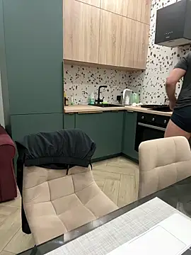 Bear bear  online show from 20, 2, 2025