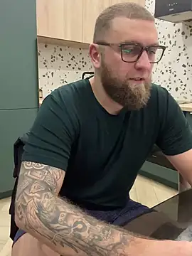 Bear bear  online show from 25, 2, 2025