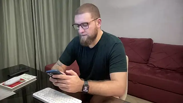 Bear bear  online show from 7, 3, 2025