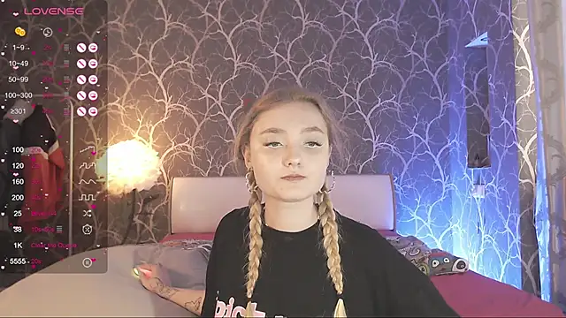 Snapshot of MiaMiaMeow chatting on 2, 2, 2026 MiaMiaMeow online show from 2, 2, 2026