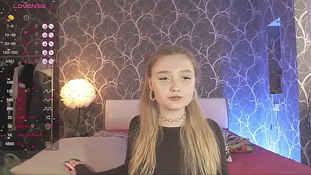 MiaMiaMeow online show from 5, 3, 2026