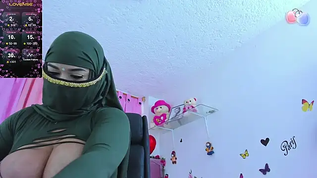 Snapshot of azahara_nagi chatting on 24, 1, 2025 azahara nagi online show from 24, 1, 2025