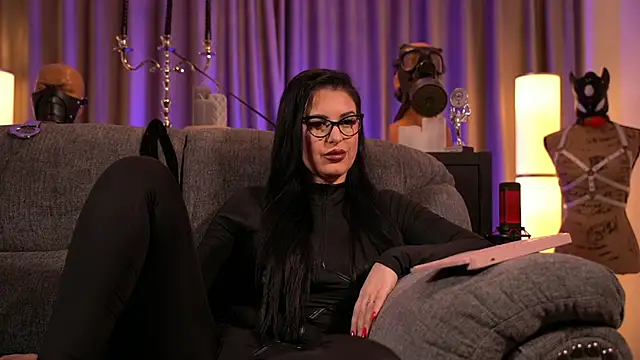 Snapshot of kelly_kent chatting on 11, 1, 2025 kelly kent online show from 11, 1, 2025