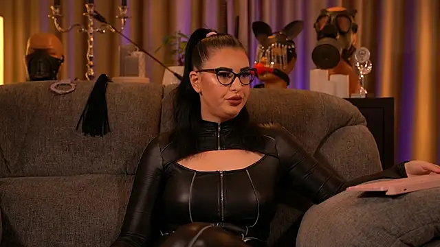 Snapshot of kelly_kent chatting on 27, 9, 2025 kelly kent online show from 27, 9, 2025