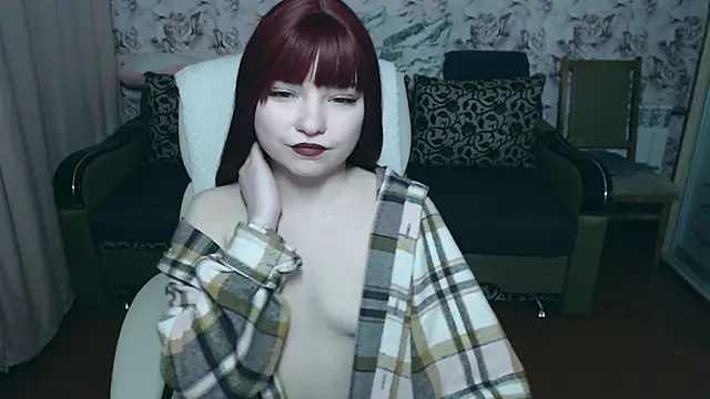 Snapshot of tiny_pixiee chatting on 26, 10, 2025 tiny pixiee online show from 26, 10, 2025