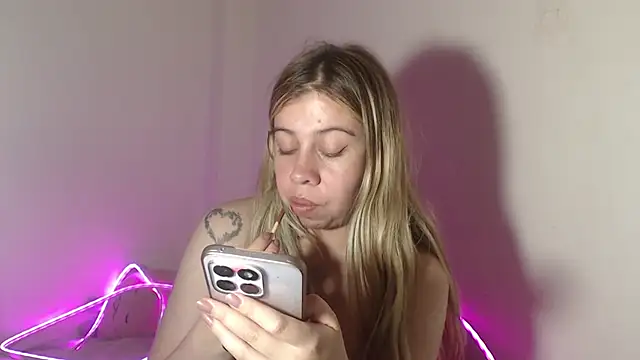 SweetSofty online show from 27, 11, 2025